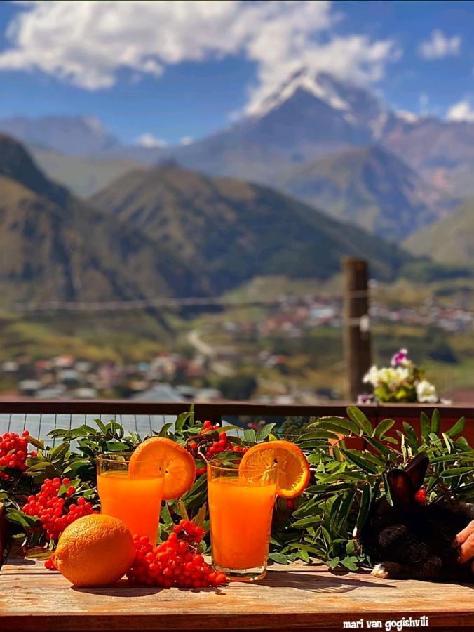 Hotel Kazbegi 1963 Buitenkant foto